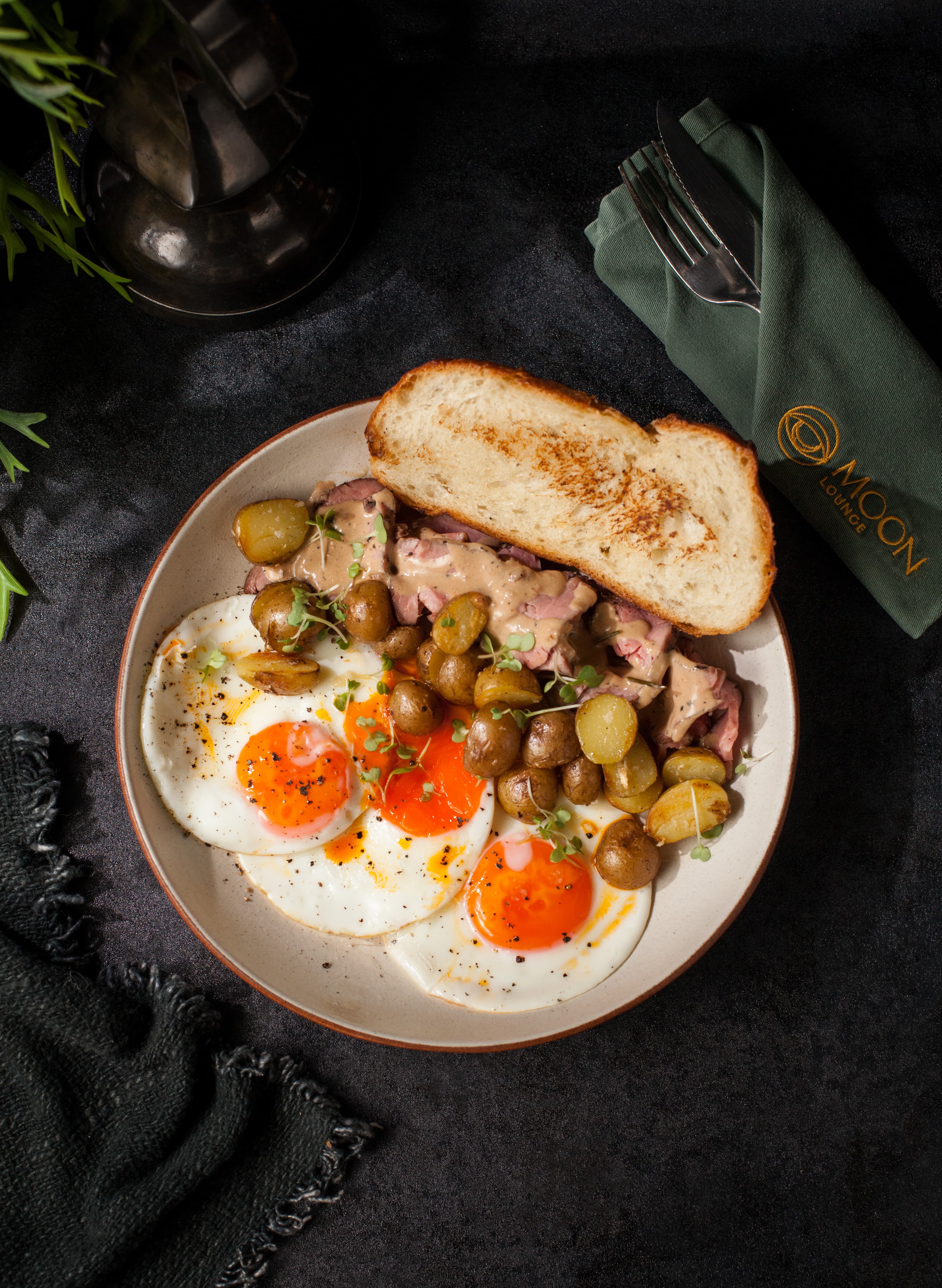 ROAST BEEF BREAKFAST